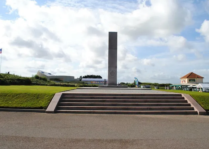 Le Mere Eglise * Sainte-Mere-Eglise
