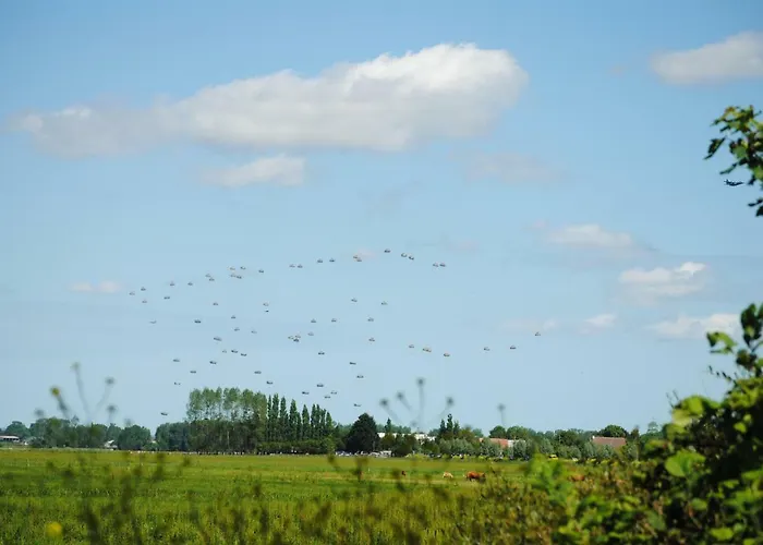 Le Mere Eglise Holiday home