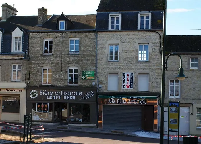 Le Mere Eglise Ferienhaus *